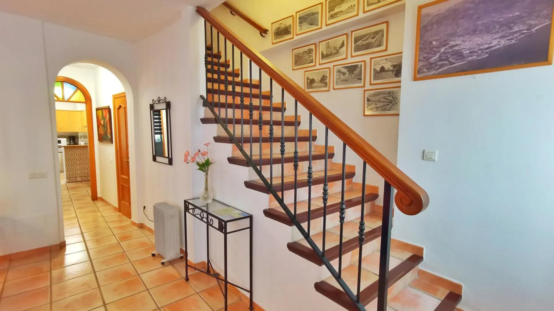 Casa Familia Carabeo Villa Nerja 0*,